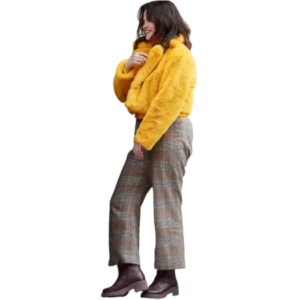 Selena Gomez Only Murders in the Building S04 Mabel Mora Yellow Sherpa Cropped Jacket